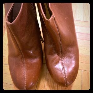 Authentic Tory Burch Leather Booties Size 9.5